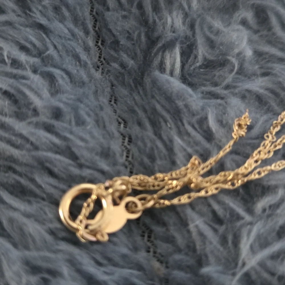 2 Broken 14k Gold Neclaces - Picture 5 of 13